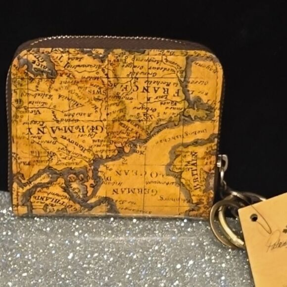 Patricia Nash Malene Wallet- European Map - Picture 7 of 8